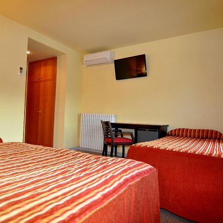 Hotel Sole Побла де Сегур Екстериор снимка